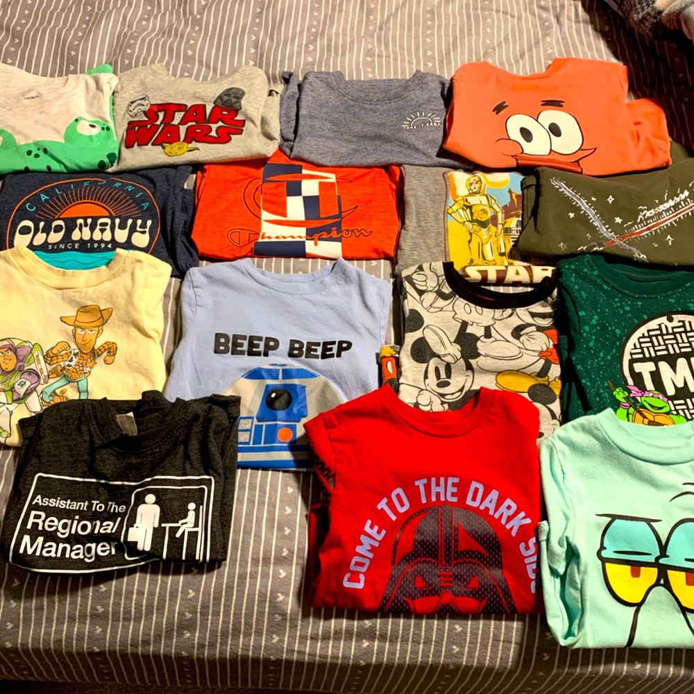 Like New 15 pc Toddler Boy 2T Bundle Short Sleeve